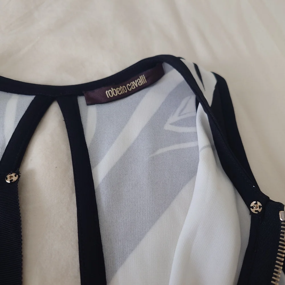 FLAW Zip-up ROBERTO CAVALLI Runway Leaves Print Black White Short Dress Mini 38 - Picture 10 of 16